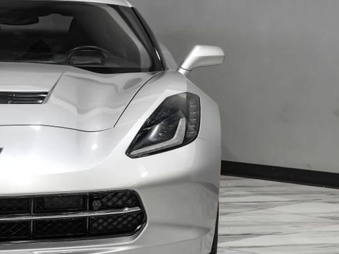 Used 2017 Chevrolet Corvette Stingray Coupe w/ 3LT Preferred Equipment Group RWD image 38