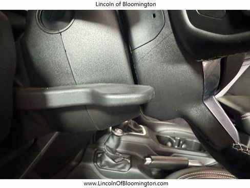 Used 2021 Jeep Wrangler Unlimited Sahara w/ Cold Weather Group image 40