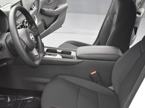 New 2025 Nissan Sentra S image 17