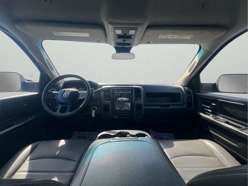 Used 2018 RAM 2500 Tradesman w/ Protection Group AWD/4WD image 3