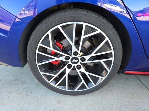 Used 2022 Hyundai Elantra N image 60
