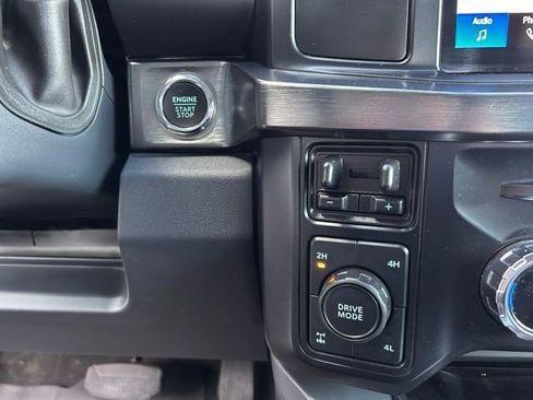 Used 2024 Ford F350 Lariat image 31