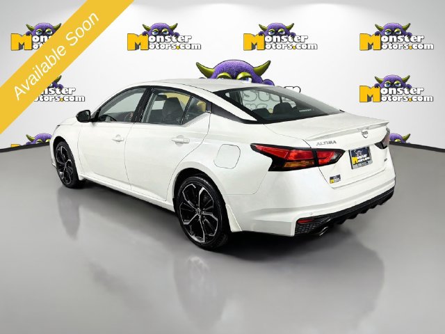 Used 2023 Nissan Altima 2.5 SR AWD/4WD image 7