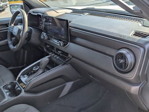 Certified 2024 Chevrolet Colorado Trail Boss w/ Advanced Trailering Package AWD/4WD image 15