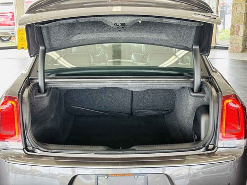 Used 2023 Chrysler 300 S RWD image 11