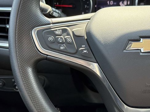 Used 2022 Chevrolet Equinox LT w/ LPO, Floor Liner Package FWD image 10