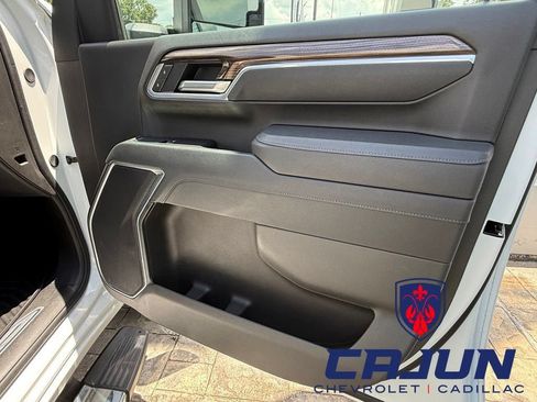 Used 2025 Chevrolet Silverado 2500 LT w/ Convenience Package AWD/4WD image 37