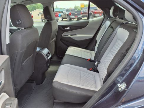 Used 2018 Chevrolet Equinox LS image 14