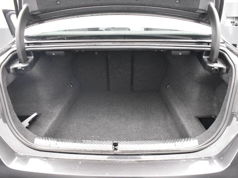 Used 2025 BMW 530i RWD image 13