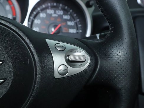 Used 2010 Nissan 370Z Roadster RWD image 25