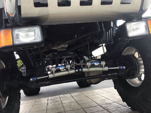 Used 2000 Ford Excursion Limited image 6