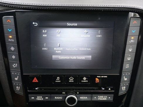 Used 2022 INFINITI QX50 Essential image 22