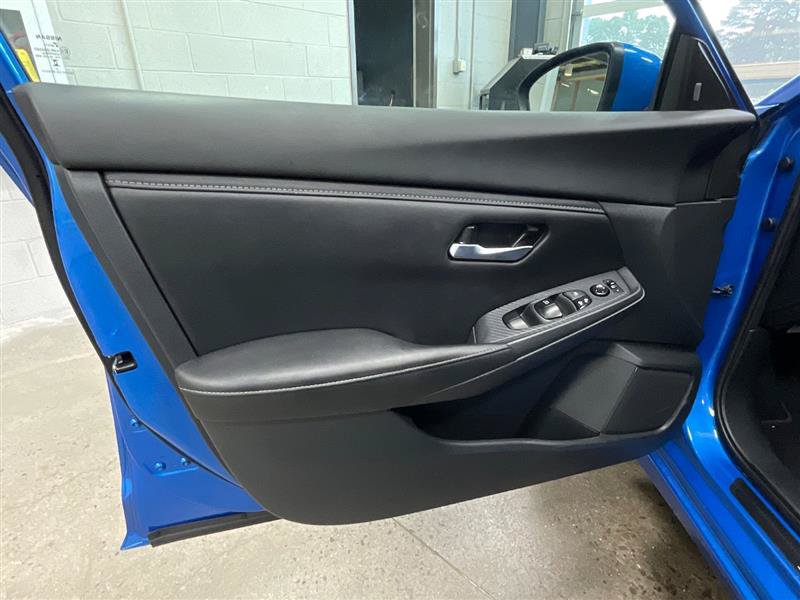 Used 2022 Nissan Sentra SV w/ Trunk Package FWD image 9