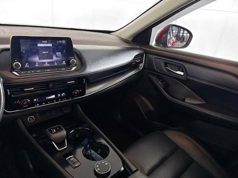 Used 2023 Nissan Rogue SV w/ SV Premium Package image 20