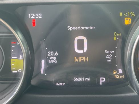 Used 2023 Jeep Wrangler Unlimited AWD/4WD image 29