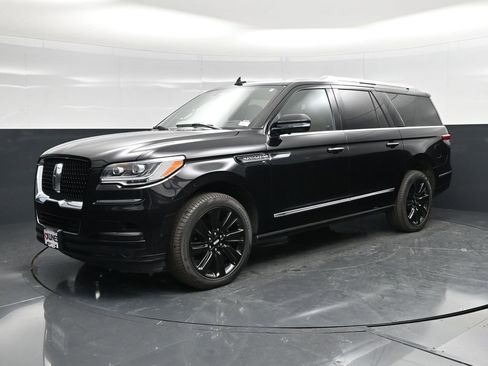 Used 2024 Lincoln Navigator L Reserve w/ Equipment Group 201A AWD/4WD image 7