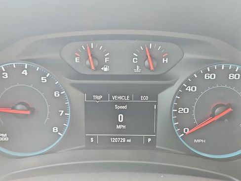 Used 2018 Chevrolet Equinox LS w/ LPO, Floor Liner Package FWD image 15