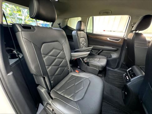 New 2026 Volkswagen Atlas SE AWD/4WD image 9