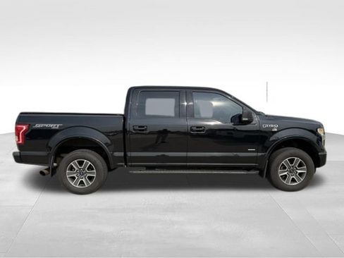 Used 2016 Ford F150 XLT w/ Equipment Group 302A Luxury AWD/4WD image 10