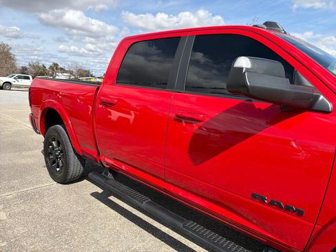 Used 2021 RAM 2500 Laramie AWD/4WD image 10