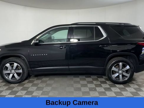 Used 2020 Chevrolet Traverse LT w/ LT Premium Package AWD/4WD image 7