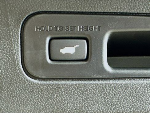 Used 2024 Honda Pilot TrailSport image 40
