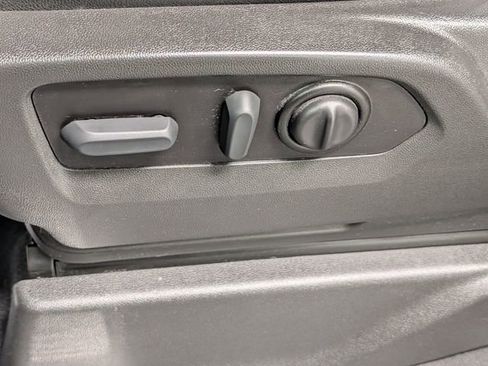 Used 2021 Chevrolet Silverado 1500 LTZ image 10