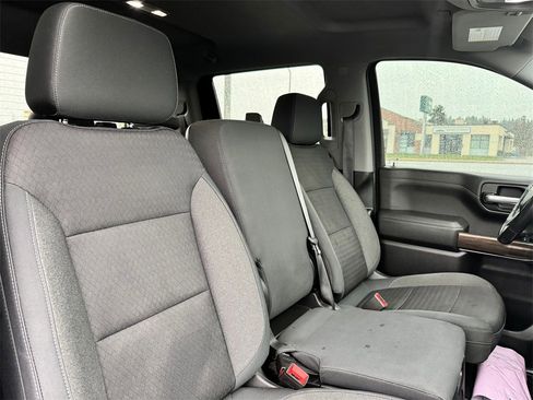Used 2019 Chevrolet Silverado 1500 LT w/ All-Star Edition image 10