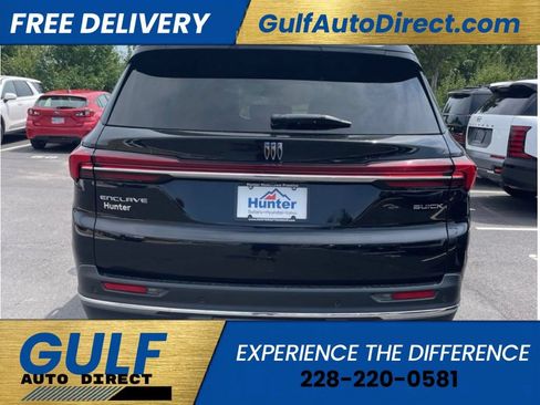 Used 2025 Buick Enclave Preferred FWD image 4