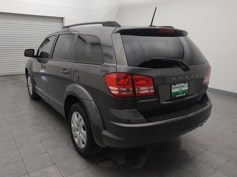Used 2020 Dodge Journey SE FWD image 5