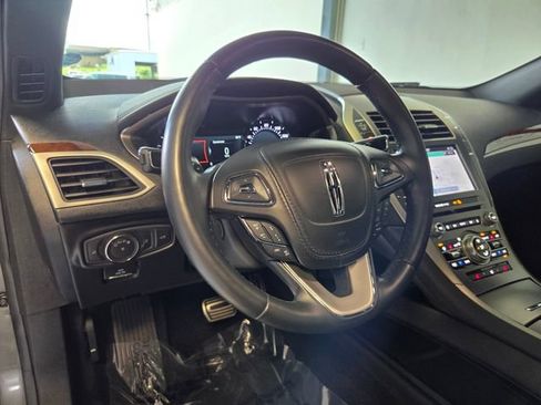 Used 2019 Lincoln MKZ Reserve w/ Reserve Plus Package FWD image 12