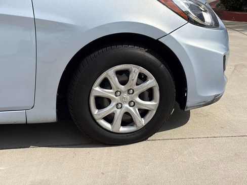 Used 2013 Hyundai Accent GLS image 8