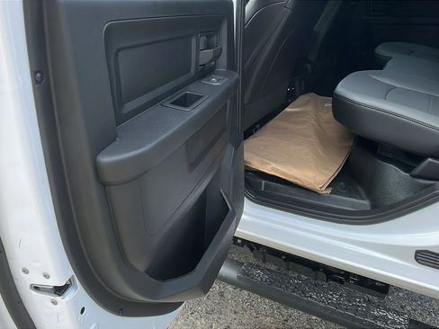 New 2025 RAM 5500 Tradesman w/ Safety Group image 18