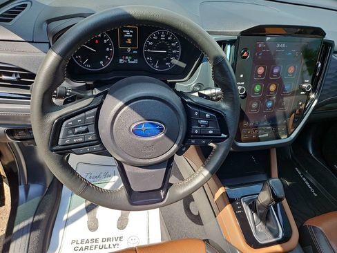Used 2025 Subaru Forester Touring w/ Popular Package - Touring AWD/4WD image 14