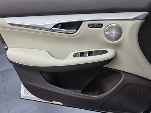 Used 2019 INFINITI QX50 Essential w/ Sensory Package image 27