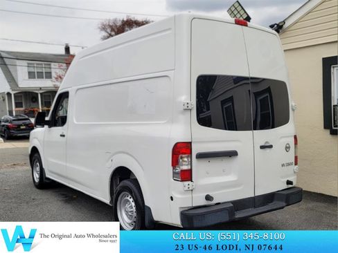 Used 2018 Nissan NV 2500 S w/ Rear Door Glass Package image 4