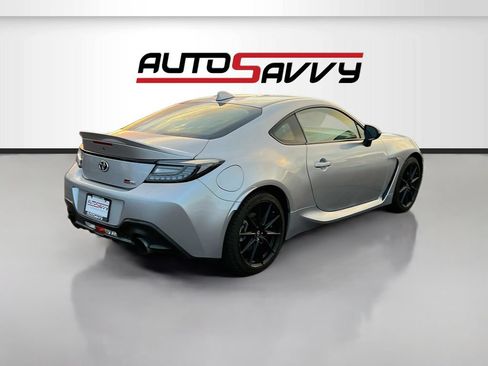 Used 2023 Toyota GR86 Premium w/ ALL Weather Mat Package (TMS) RWD image 7