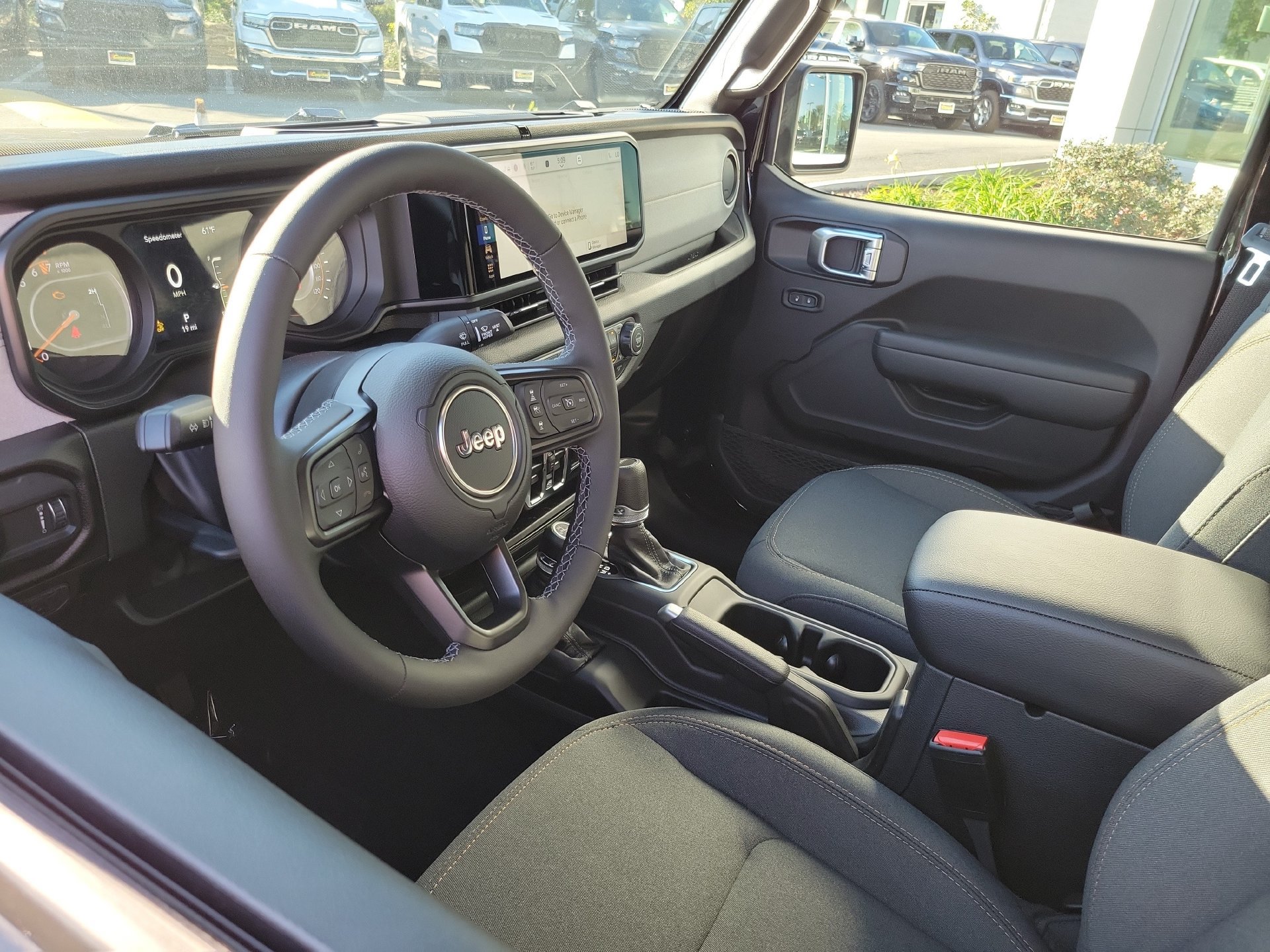 New 2026 Jeep Gladiator Sport AWD/4WD image 3
