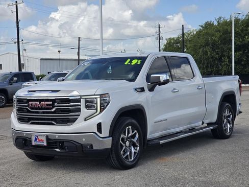Certified 2023 GMC Sierra 1500 SLT w/ SLT Premium Plus Package AWD/4WD image 7