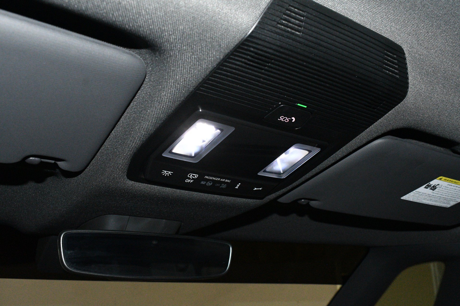 Used 2025 Volkswagen ID. Buzz Pro S RWD image 35