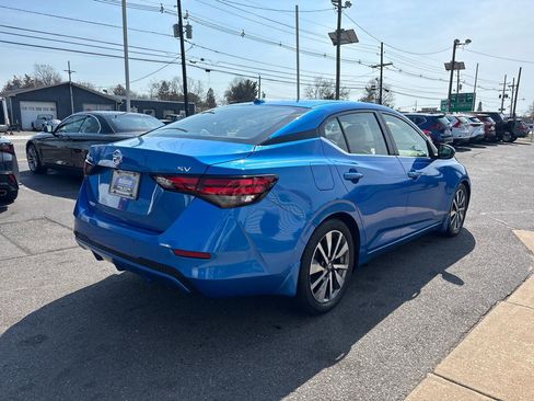 Used 2020 Nissan Sentra SV w/ SV Premium Package image 10