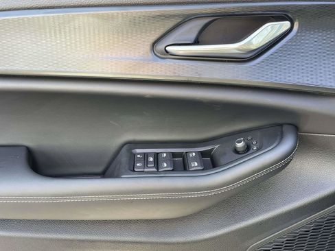 New 2025 Jeep Grand Cherokee L Altitude image 19