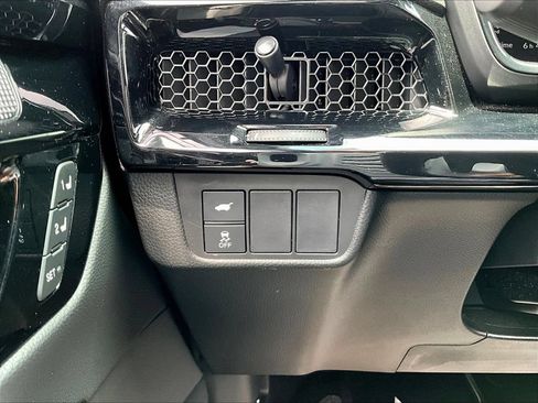 Used 2024 Honda CR-V Sport Touring image 15