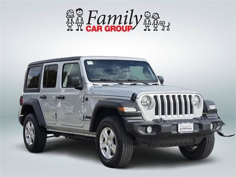 Used 2023 Jeep Wrangler Sport S image 2