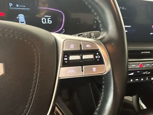 Used 2024 Kia Telluride S FWD image 17
