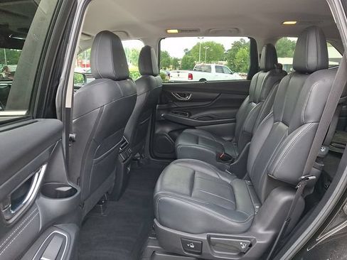 Used 2023 Subaru Ascent Limited AWD/4WD image 12