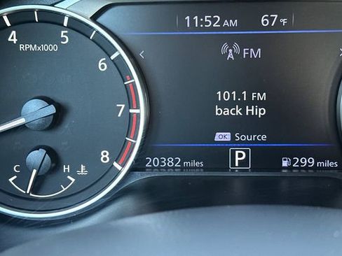 Used 2025 Nissan Altima 2.5 SR w/ SR Premium Package FWD image 21