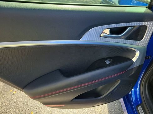 Certified 2023 Genesis G70 2.0T w/ Sport Prestige Package image 16