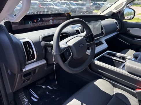New 2026 Ford Expedition Active RWD image 24
