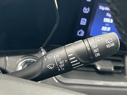 Used 2024 Chevrolet Trax ACTIV w/ Driver Confidence Package image 24